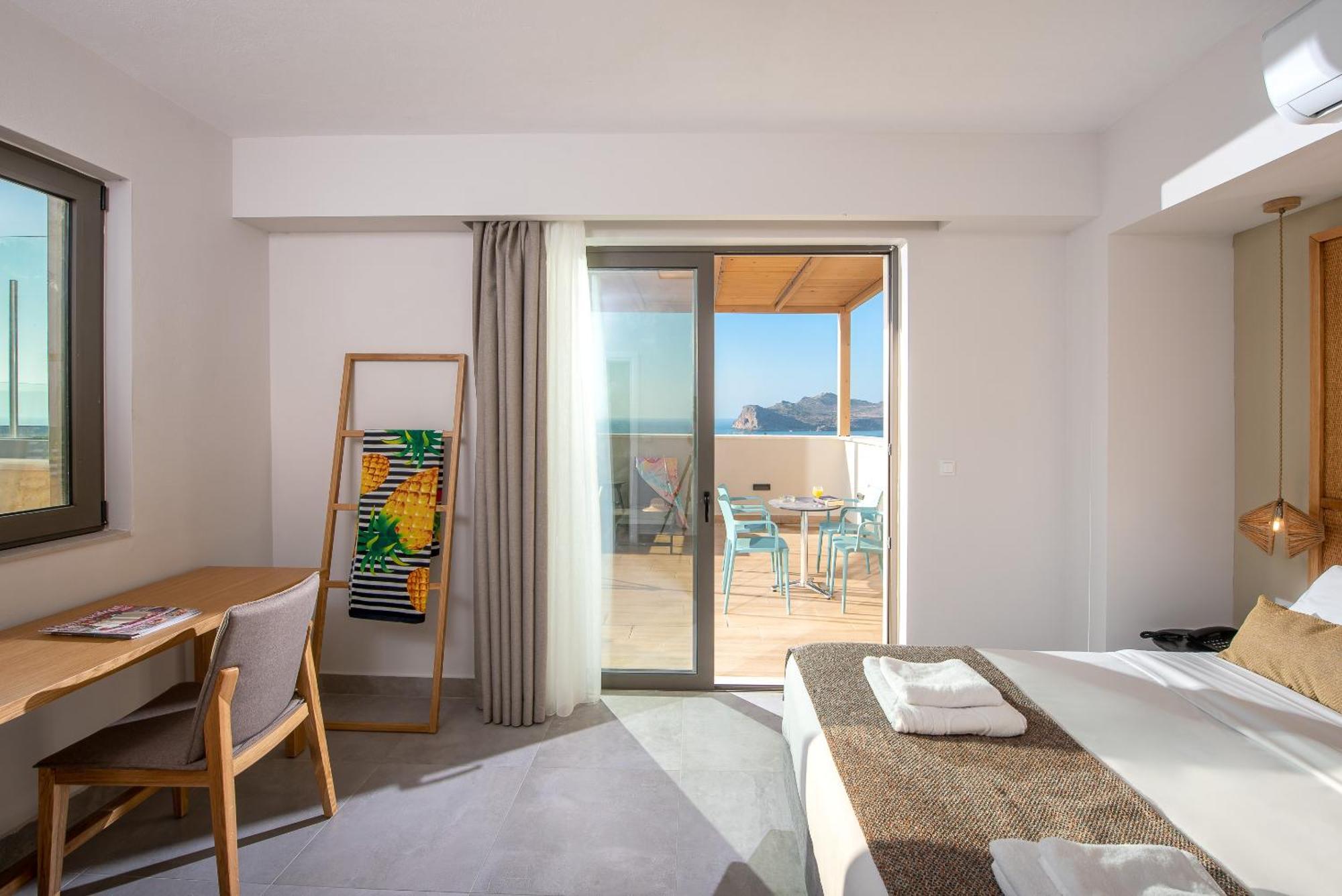 Caldera Village 4* Agia Marina