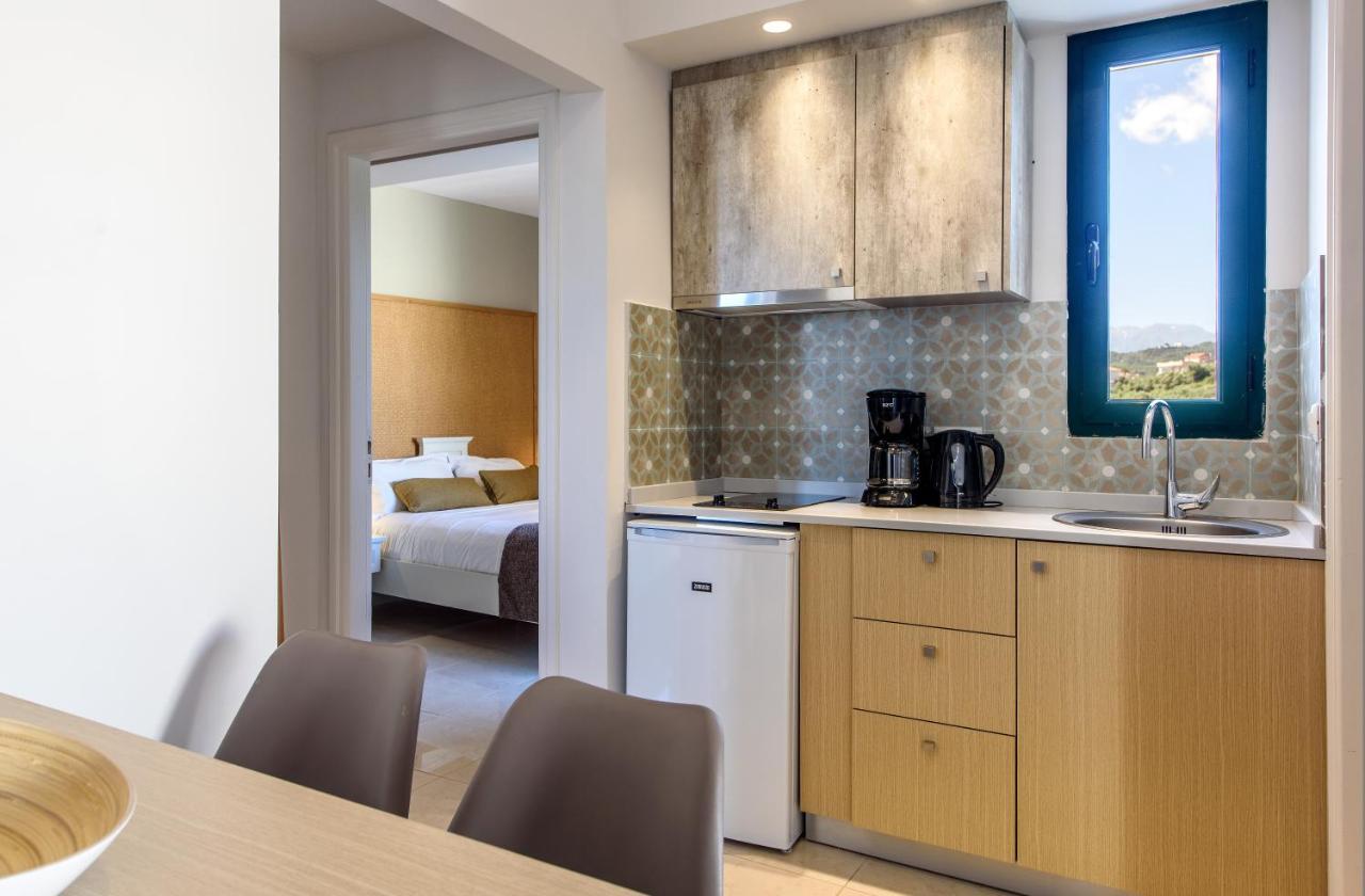Hotel Caldera Village 4*