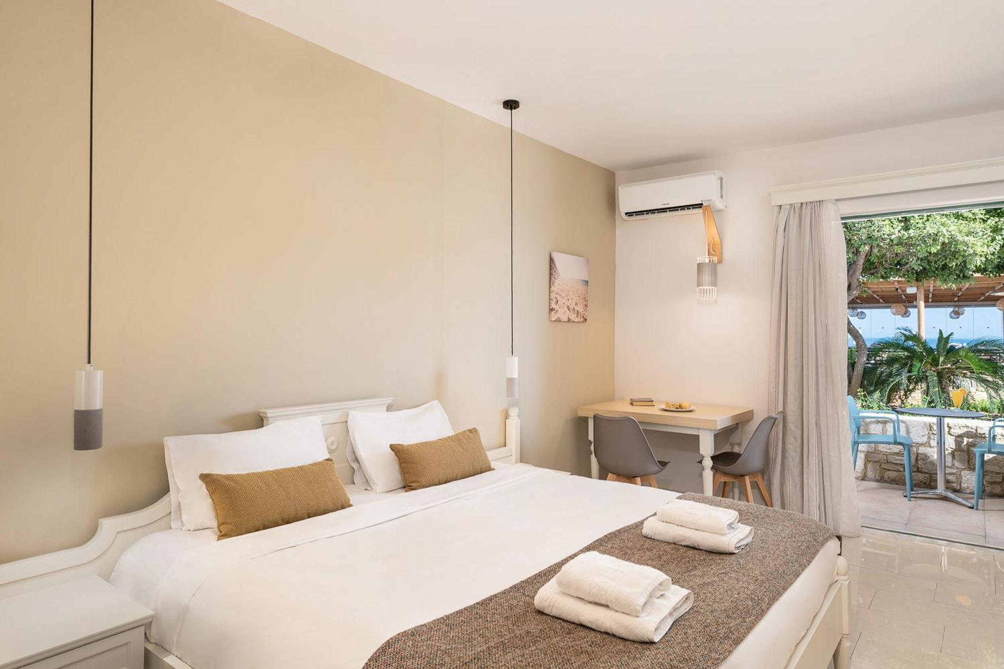 Caldera Village 酒店 Agía Marína